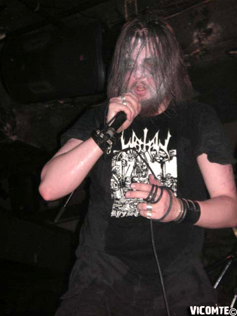 gal/ANTAEUS/2006-09-30_-_La_Locomotive/08.jpg
