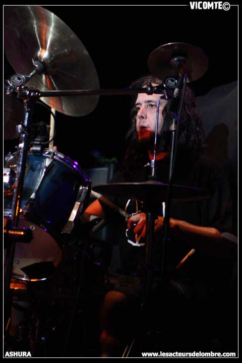 gal/ASHURA/2008-07-06_-_La_Scene_Bastille/38.jpg