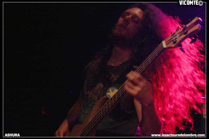 gal/ASHURA/2008-07-06_-_La_Scene_Bastille/40.jpg