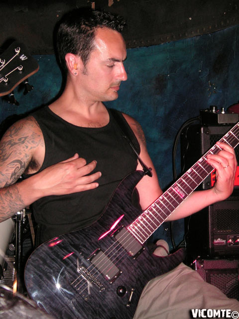 gal/ATARAXIE/2008-05-11_-_Le_Klub/06.jpg