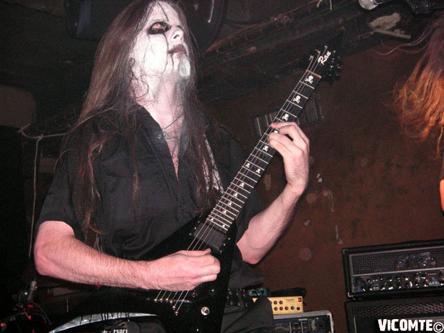gal/BALROG/2006-09-23_-_La_Locomotive/16.jpg