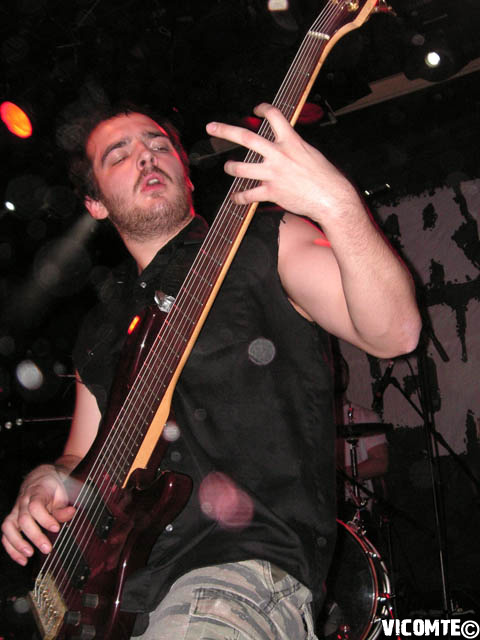gal/BENEATH_THE_MASSACRE/2008-02-07_Nouveau_Casino/16.jpg