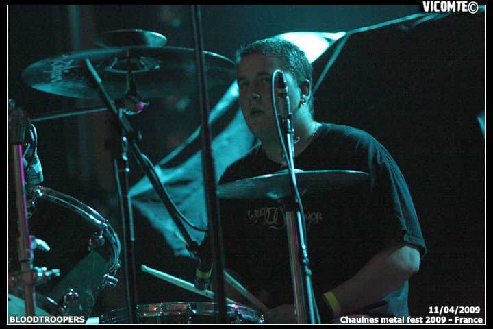 gal/BLOODTROOPERS/2009-04-11_-_Chaulnes_metal_fest_2009/03.jpg