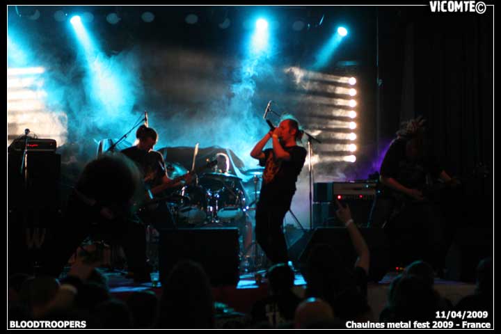 gal/BLOODTROOPERS/2009-04-11_-_Chaulnes_metal_fest_2009/07.jpg