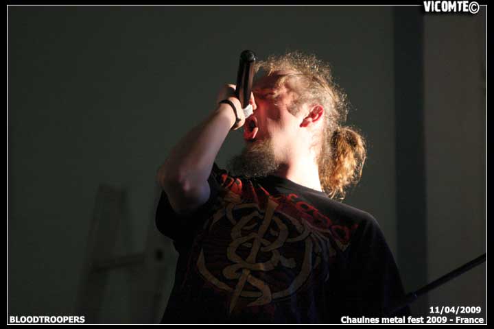 gal/BLOODTROOPERS/2009-04-11_-_Chaulnes_metal_fest_2009/11.jpg