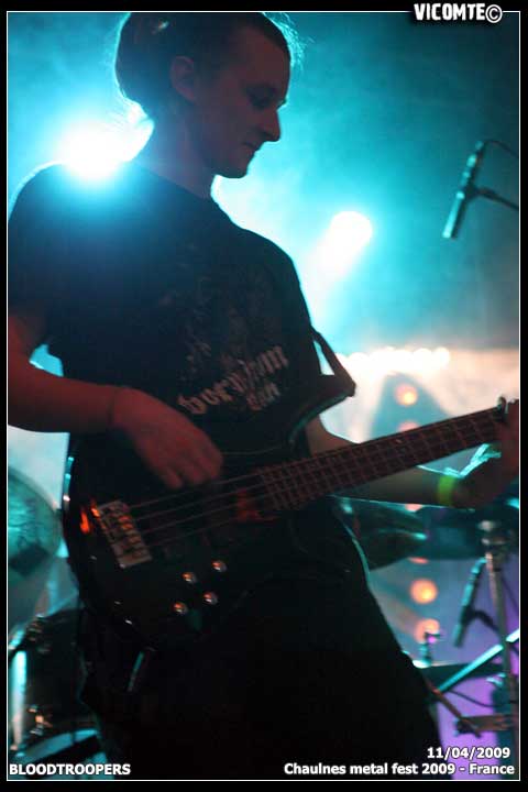 gal/BLOODTROOPERS/2009-04-11_-_Chaulnes_metal_fest_2009/17.jpg