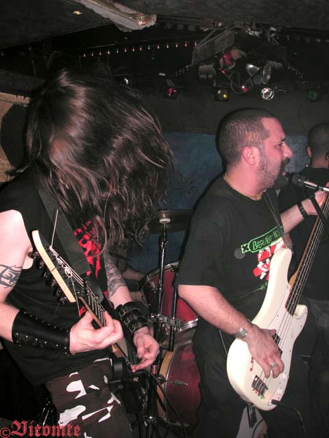 gal/BRAN_BARR/2006-02-19_-_Le_Klub/23.jpg