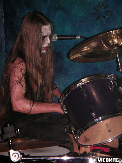 gal/CAEDEATH/2007-05-27_-_Le_Klub/05.jpg