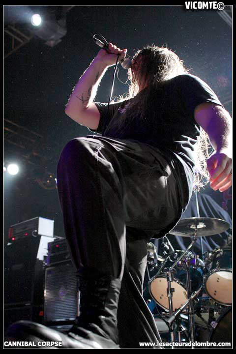 gal/CANNIBAL_CORPSE/2009-02-20_-_Elysee_Montmartre/08.jpg