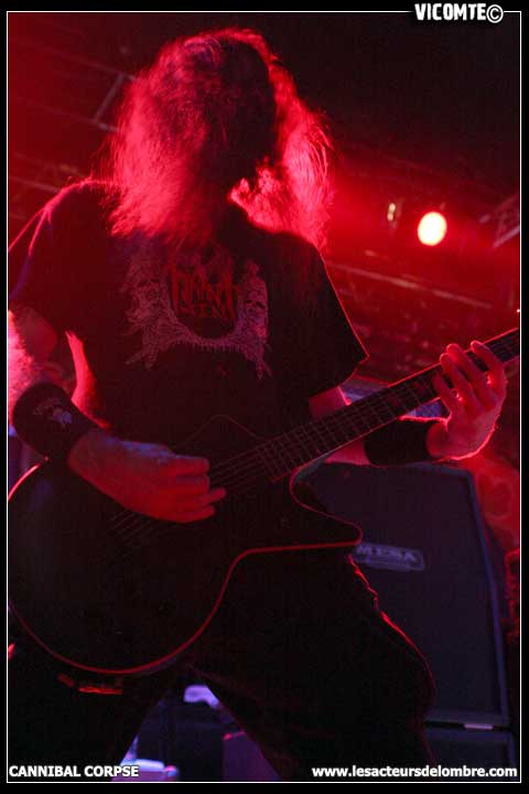 gal/CANNIBAL_CORPSE/2009-02-20_-_Elysee_Montmartre/52.jpg