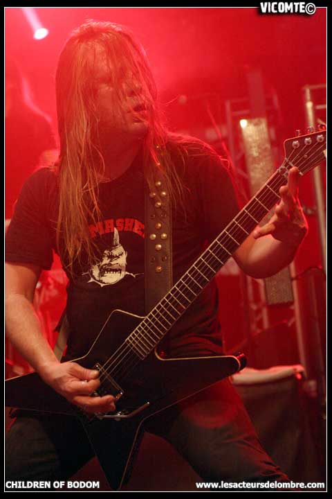 gal/CHILDREN_OF_BODOM/2009-02-20_-_Elysee_Montmartre/17.jpg