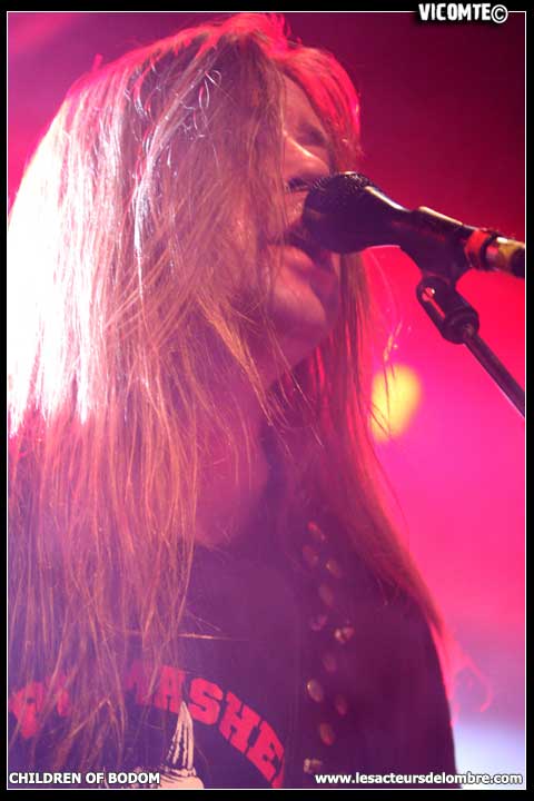 gal/CHILDREN_OF_BODOM/2009-02-20_-_Elysee_Montmartre/21.jpg