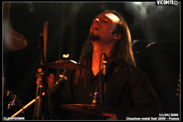 gal/CLAMPDOWN/2009-04-11_-_Chaulnes_metal_fest_2009/10.jpg