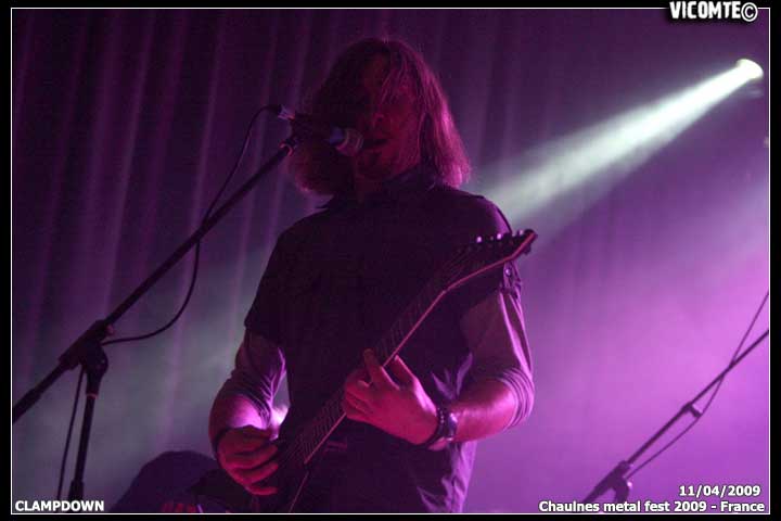 gal/CLAMPDOWN/2009-04-11_-_Chaulnes_metal_fest_2009/19.jpg