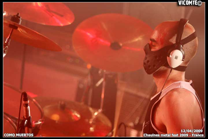 gal/COMO_MUERTOS/2009-04-12_-_Chaulnes_metal_fest_2009/42.jpg