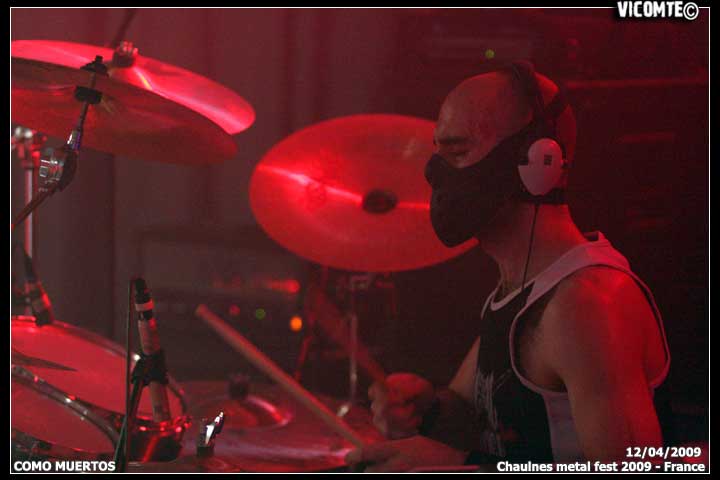 gal/COMO_MUERTOS/2009-04-12_-_Chaulnes_metal_fest_2009/73.jpg