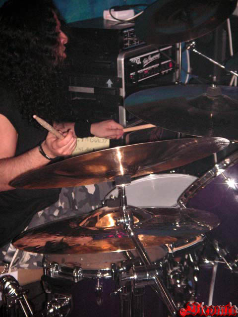 gal/CORROSIVE_ELEMENTS/2006-06-04_-_Le_Klub/17.jpg