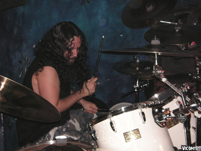 gal/CORROSIVE_ELEMENTS/2007-01-21_-_Le_Klub/81.jpg