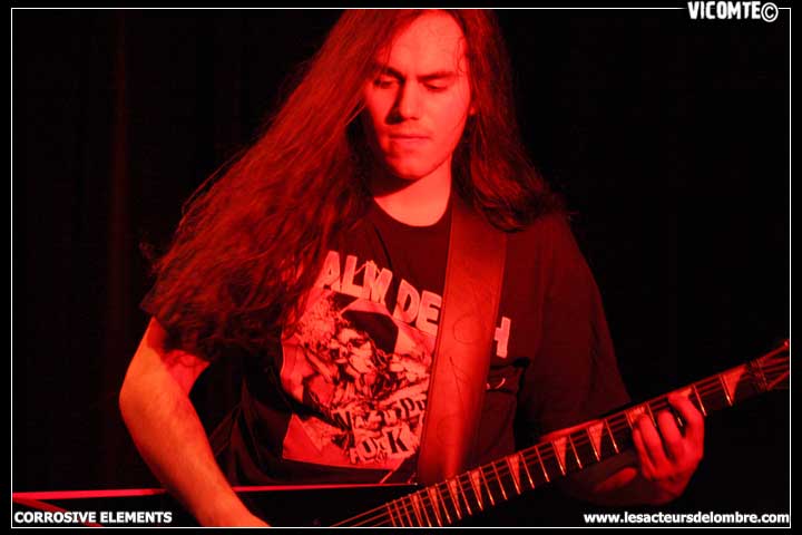 gal/CORROSIVE_ELEMENTS/2008-11-03_-_Scene_Bastille/34.jpg