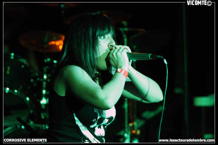 gal/CORROSIVE_ELEMENTS/2008-11-03_-_Scene_Bastille/64.jpg