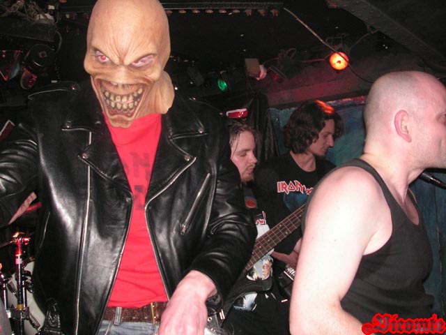 gal/COVERSLAVE/2006-03-12_-_Le_Klub/58.jpg