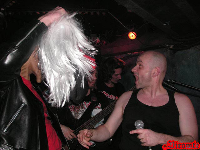 gal/COVERSLAVE/2006-03-12_-_Le_Klub/59.jpg