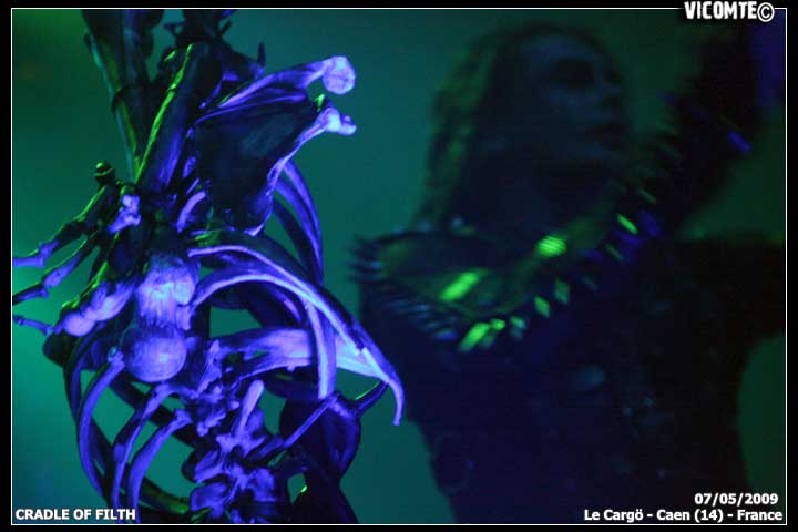 gal/CRADLE_OF_FILTH/2009-05-07_-_Cargo/31.jpg