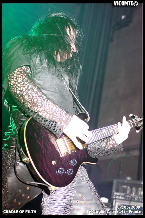 gal/CRADLE_OF_FILTH/2009-05-07_-_Cargo/32.jpg