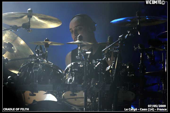 gal/CRADLE_OF_FILTH/2009-05-07_-_Cargo/46.jpg
