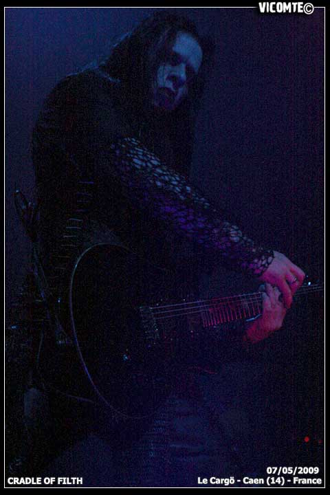 gal/CRADLE_OF_FILTH/2009-05-07_-_Cargo/53.jpg