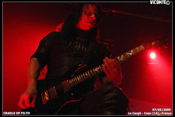 gal/CRADLE_OF_FILTH/2009-05-07_-_Cargo/58.jpg