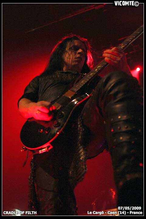 gal/CRADLE_OF_FILTH/2009-05-07_-_Cargo/66.jpg