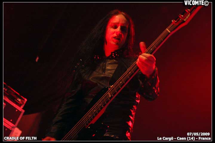 gal/CRADLE_OF_FILTH/2009-05-07_-_Cargo/73.jpg