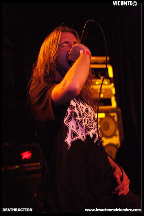 gal/DEATHRUCTION/2008-11-03_-_Scene_Bastille/02.jpg