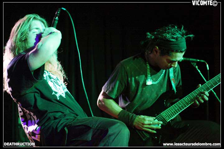 gal/DEATHRUCTION/2008-11-03_-_Scene_Bastille/20.jpg