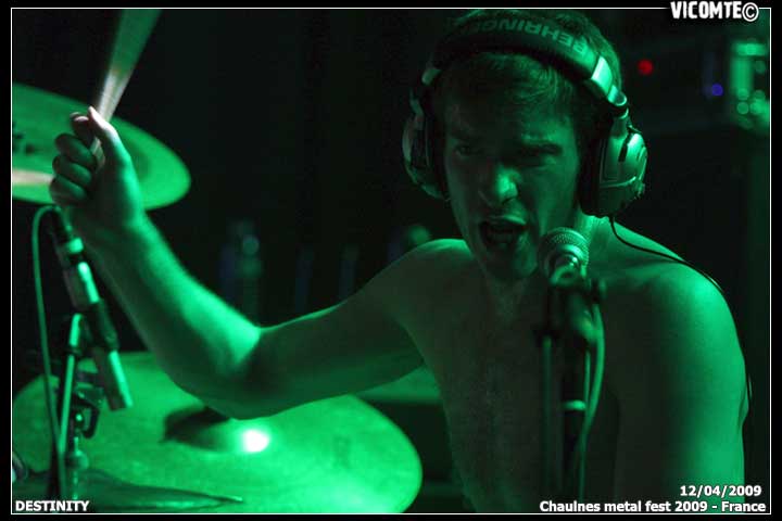 gal/DESTINITY/2009-04-12_-_Chaulnes_metal_fest_2009/41.jpg