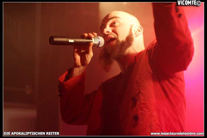 gal/DIE_APOKALYPTISCHEN_REITER/2008-12-07_-_Forum/39.jpg