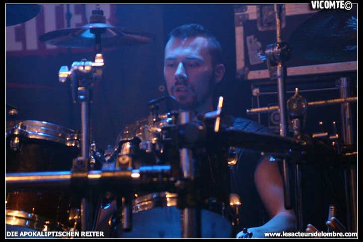 gal/DIE_APOKALYPTISCHEN_REITER/2008-12-07_-_Forum/41.jpg