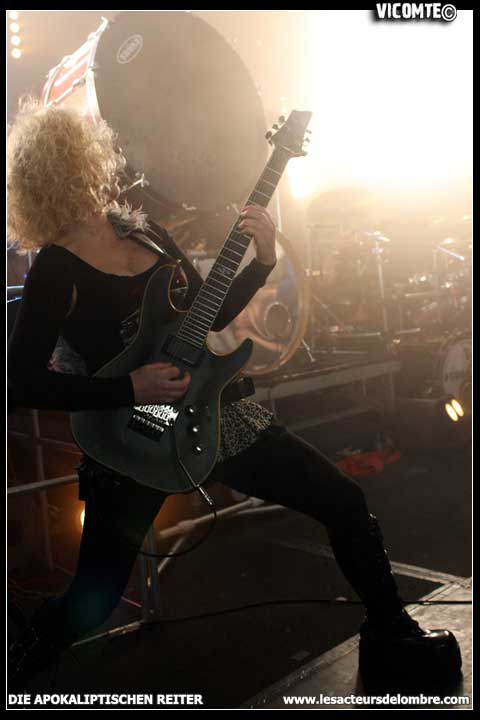 gal/DIE_APOKALYPTISCHEN_REITER/2008-12-07_-_Forum/44.jpg
