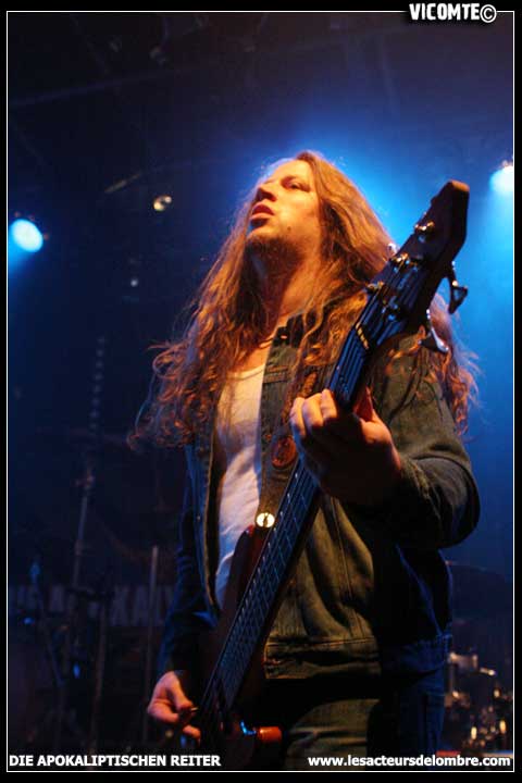 gal/DIE_APOKALYPTISCHEN_REITER/2008-12-07_-_Forum/59.jpg