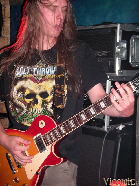 gal/DROWNING/2006-07-09_-_Le_Klub/76.jpg