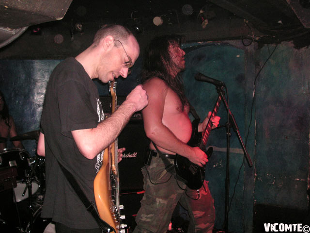 gal/EMBRYONIC_CELLS/2007-07-15_-_Le_Klub/10.jpg