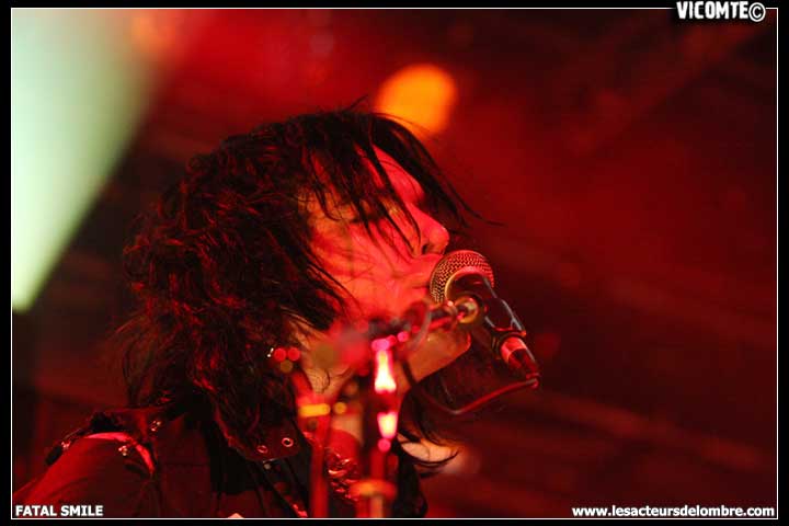 gal/FATAL_SMILE/2009-02-18_-_Elysee_montmartre/20.jpg