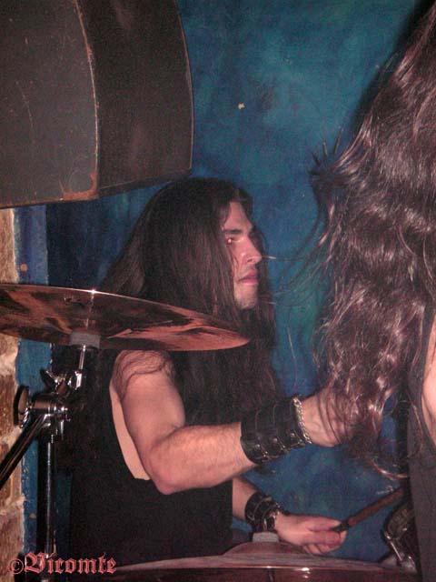 gal/FOLGE_DEM_WIND/2006-01-29_-_Le_Klub/10.jpg