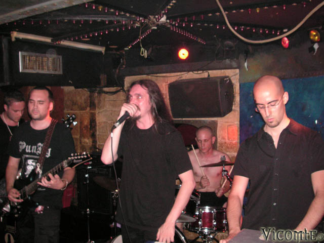 gal/FOREST_OF_SOULS/2006-07-23_-_Le_Klub/50.jpg