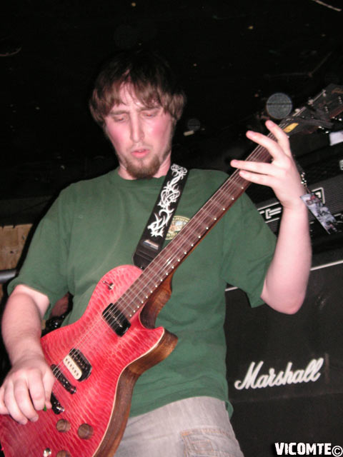 gal/GRABTHIS/2008-04-13_-_Le_Klub/10.jpg
