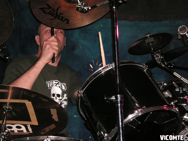 gal/GRABTHIS/2008-04-13_-_Le_Klub/12.jpg
