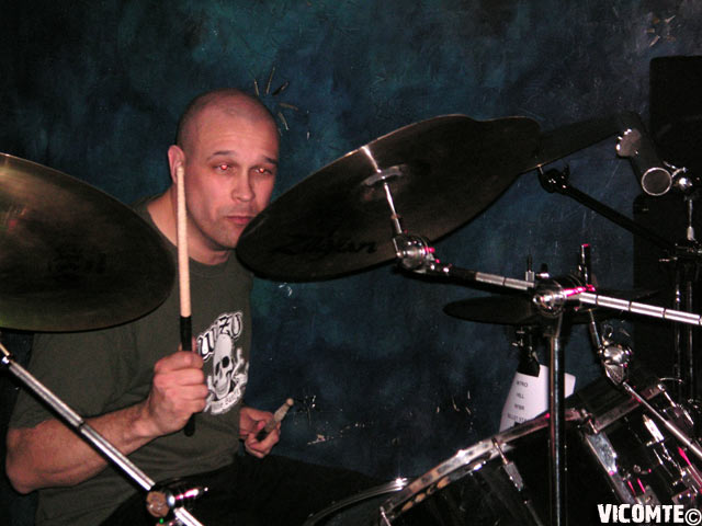 gal/GRABTHIS/2008-04-13_-_Le_Klub/20.jpg