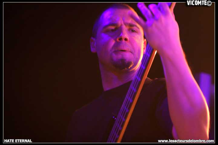 gal/HATE_ETERNAL/2009-01-26_-_Nouveau_casino/12.jpg