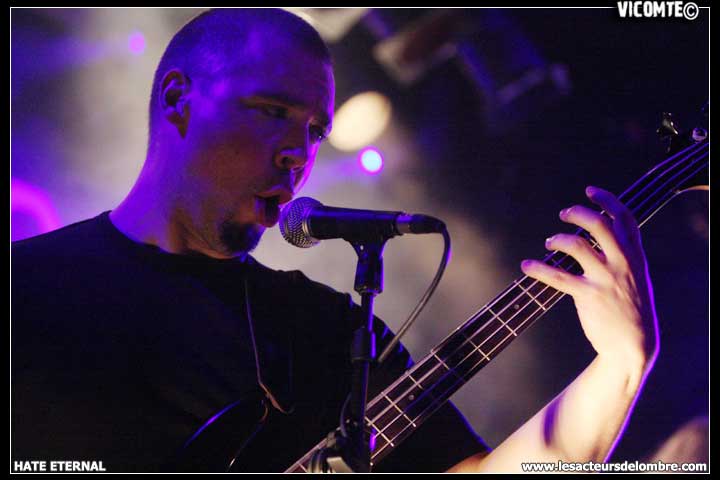 gal/HATE_ETERNAL/2009-01-26_-_Nouveau_casino/37.jpg